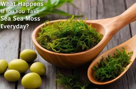 a table on spoon in which sea moss